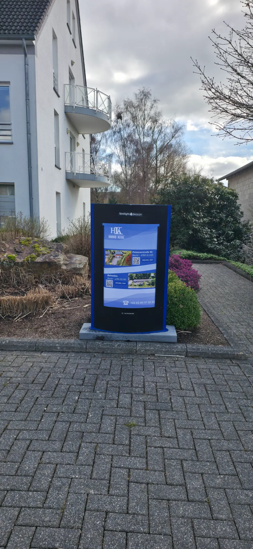 Werbesäule 3